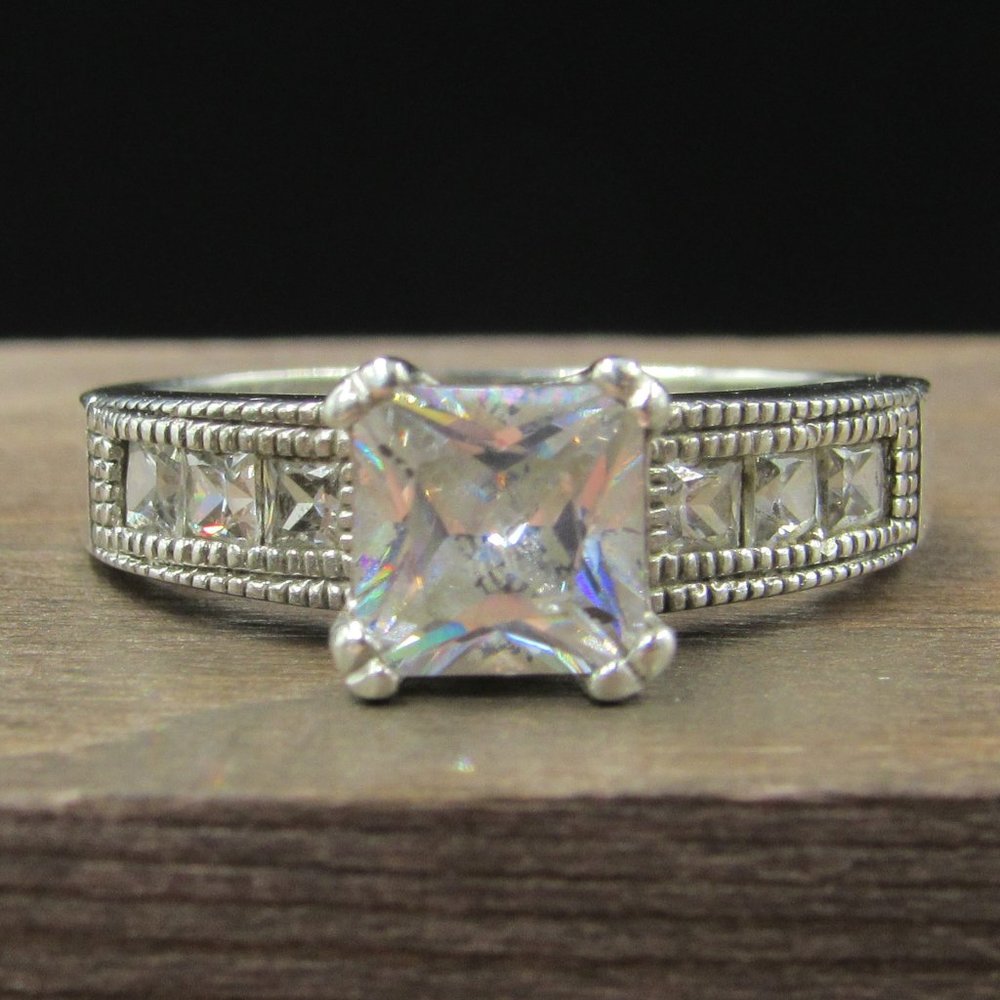 Size 8.5 Sterling Silver Square Cubic Zirconia With Accents Band Ring Vintage